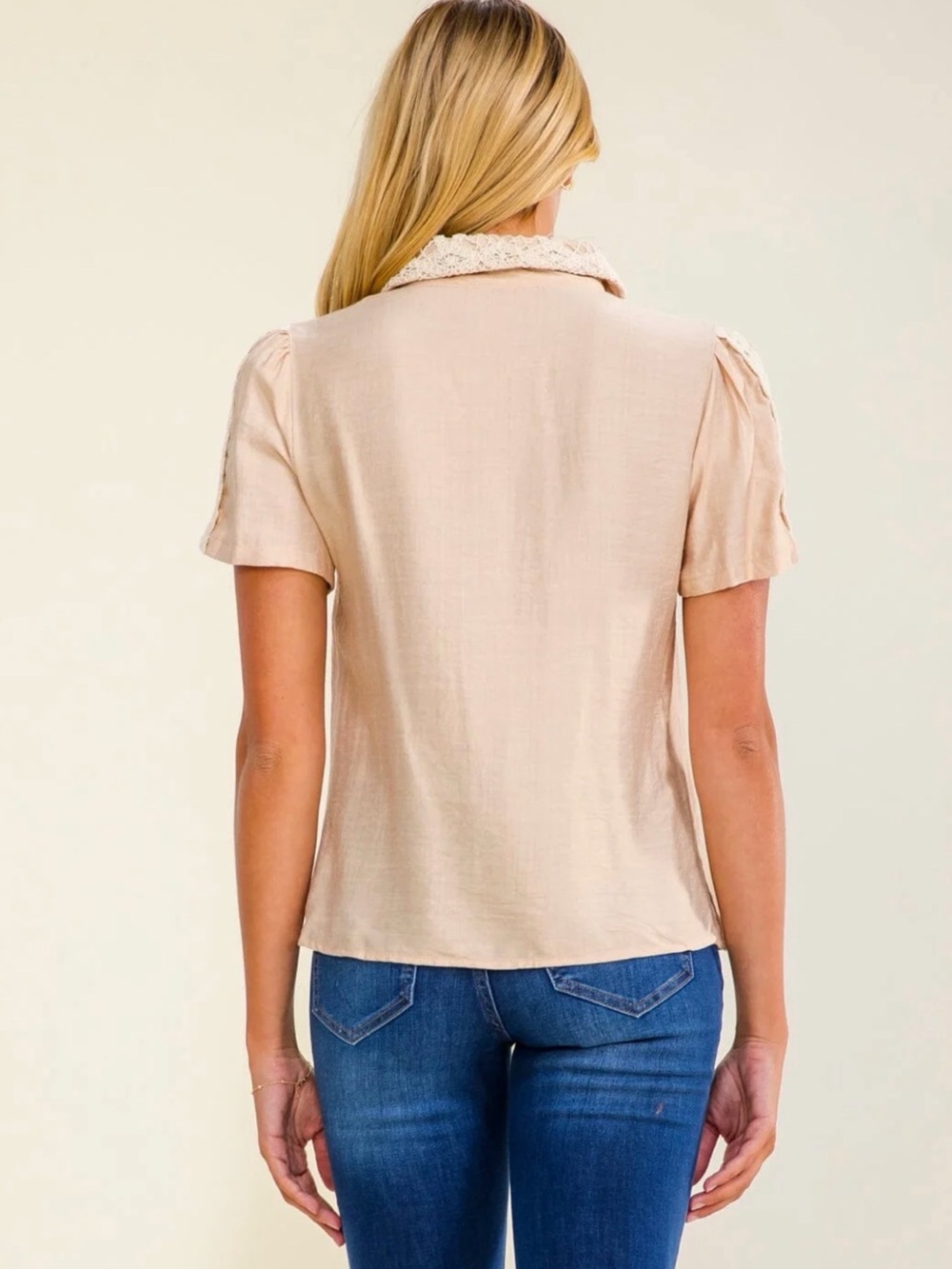 SHORT SLEEVE BUTTON UP CROCHET DETAILED BLOUSE - Picture 4 of 4